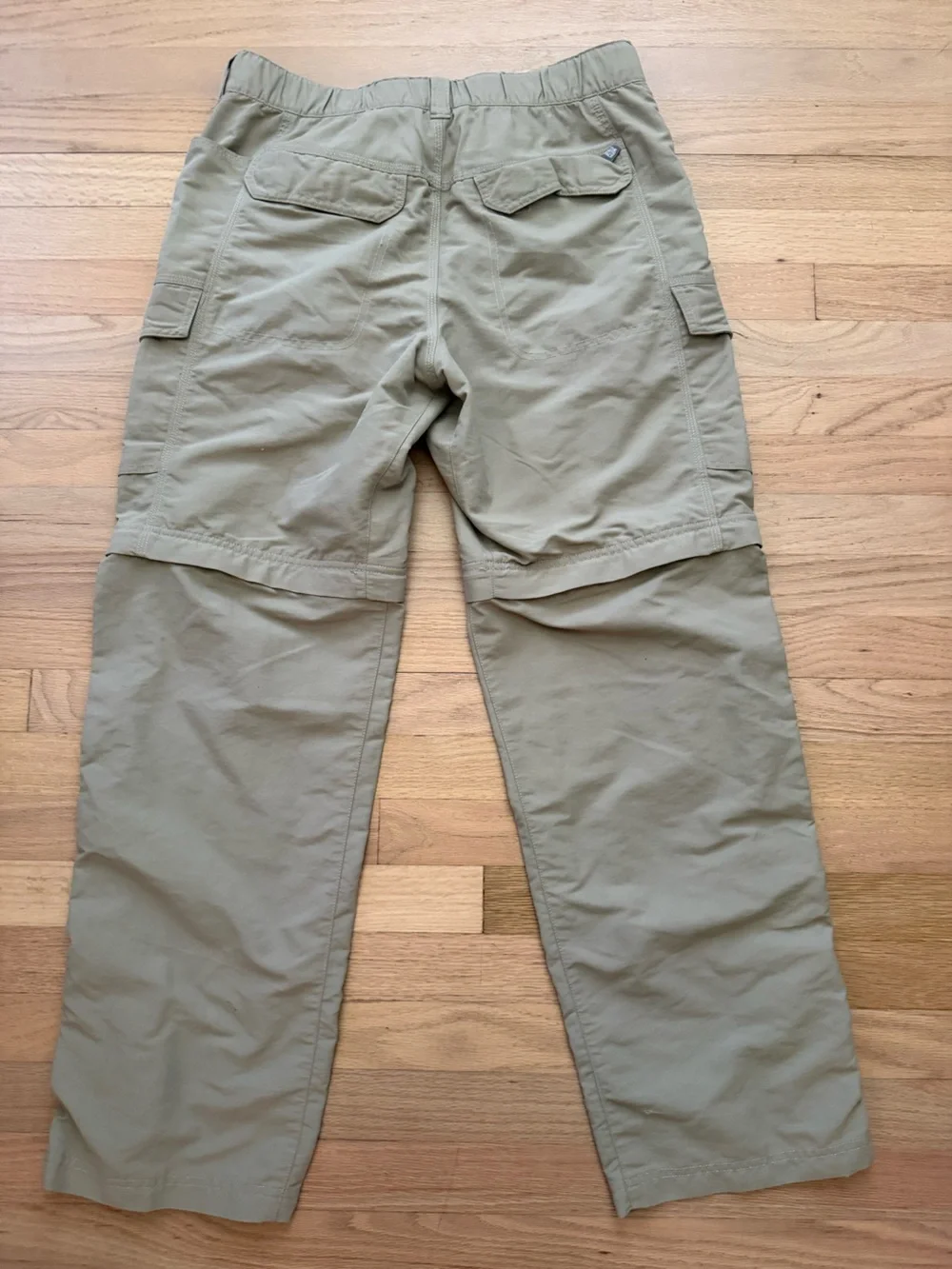 The North Face Men’s Medium Khaki Beige Paramount Convertible Pants Shorts